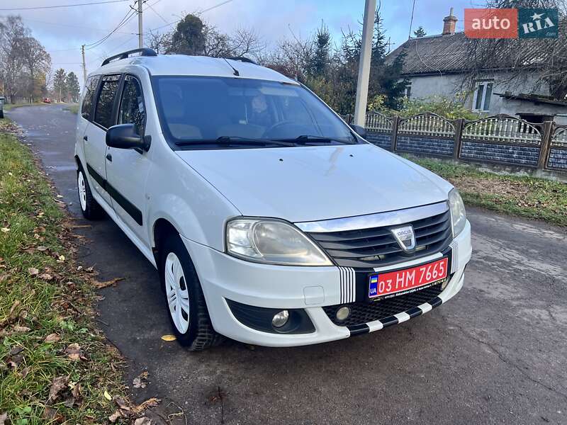 Универсал Dacia Logan MCV 2010 в Луцке