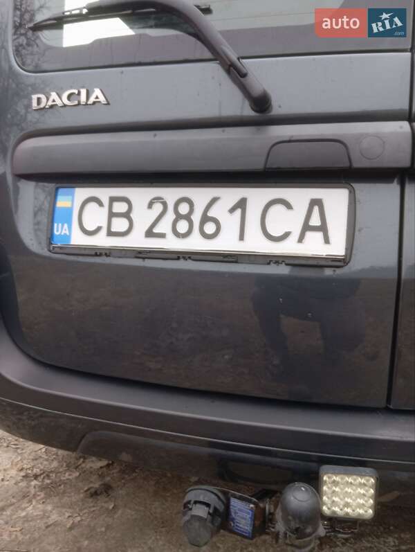 Универсал Dacia Logan MCV 2008 в Чернигове