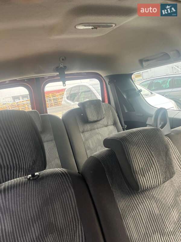 Універсал Dacia Logan MCV 2010 в Краматорську