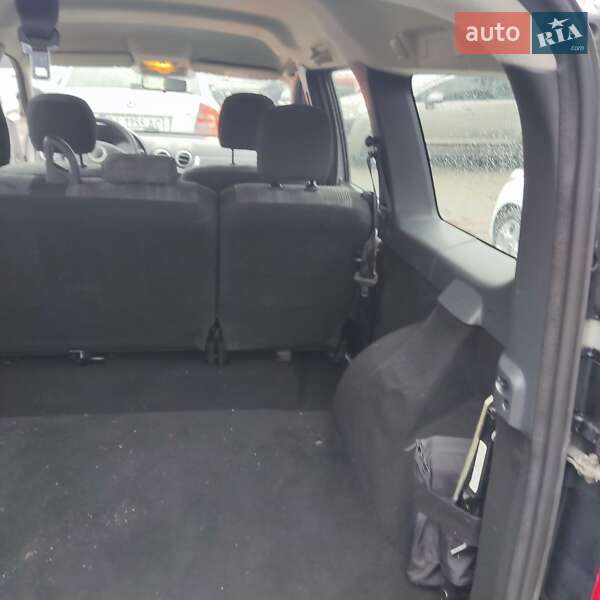 Універсал Dacia Logan MCV 2010 в Кам'янець-Подільському фото 3 Універсал Dacia Logan MCV 2010 в Кам'янець-Подільському