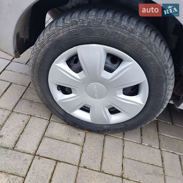 Універсал Dacia Logan MCV 2010 в Кам'янець-Подільському фото 15 Універсал Dacia Logan MCV 2010 в Кам'янець-Подільському