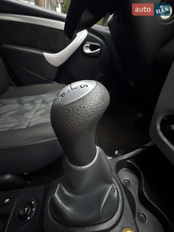 Универсал Dacia Logan MCV 2009 в Чернигове фото 12 Универсал Dacia Logan MCV 2009 в Чернигове