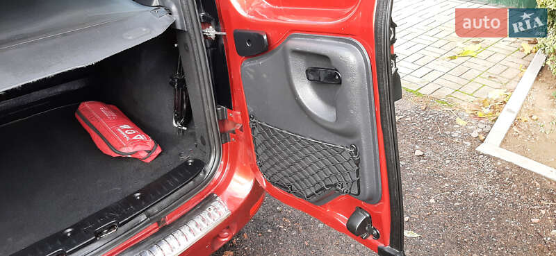 Универсал Dacia Logan MCV 2011 в Чернигове фото 32 Универсал Dacia Logan MCV 2011 в Чернигове