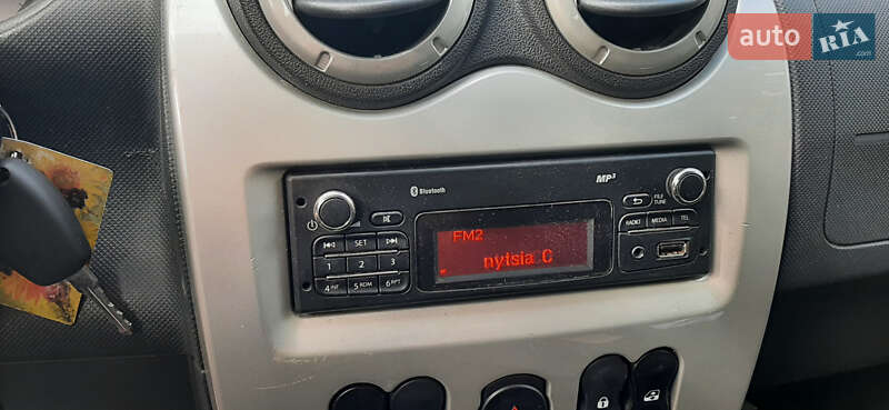 Универсал Dacia Logan MCV 2011 в Чернигове фото 53 Универсал Dacia Logan MCV 2011 в Чернигове