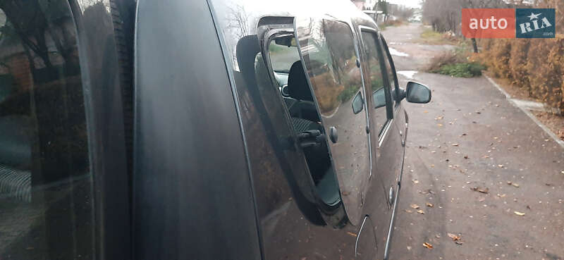 Універсал Dacia Logan MCV 2010 в Чернігові фото 36 Універсал Dacia Logan MCV 2010 в Чернігові