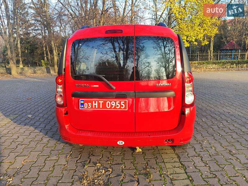 Універсал Dacia Logan MCV 2011 в Миргороді