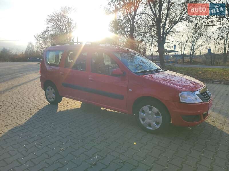 Універсал Dacia Logan MCV 2011 в Миргороді