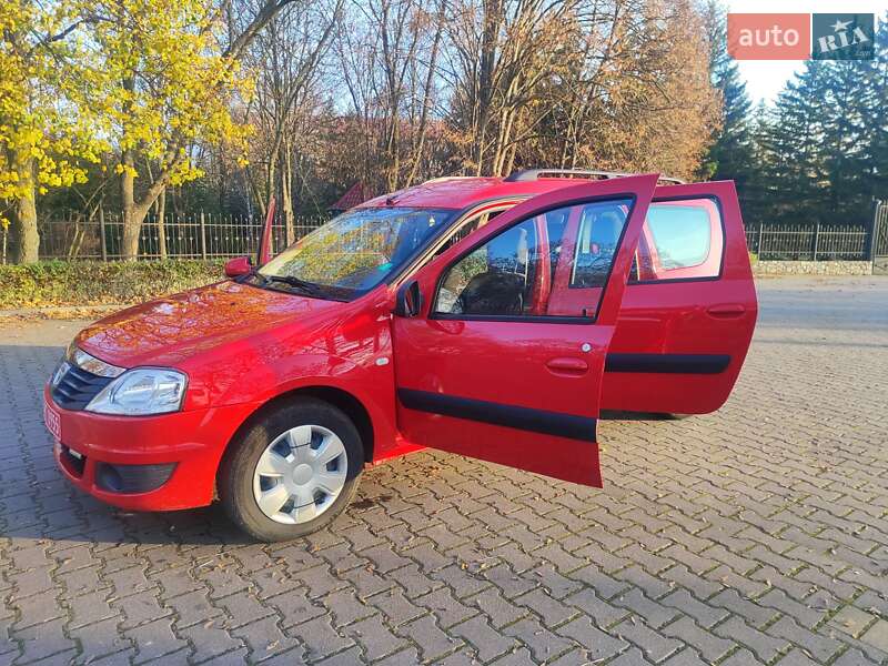 Універсал Dacia Logan MCV 2011 в Миргороді