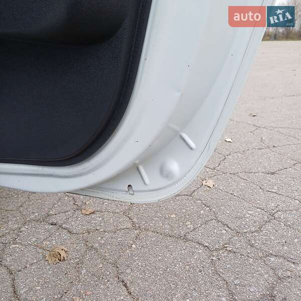 Универсал Dacia Logan MCV 2009 в Марганце