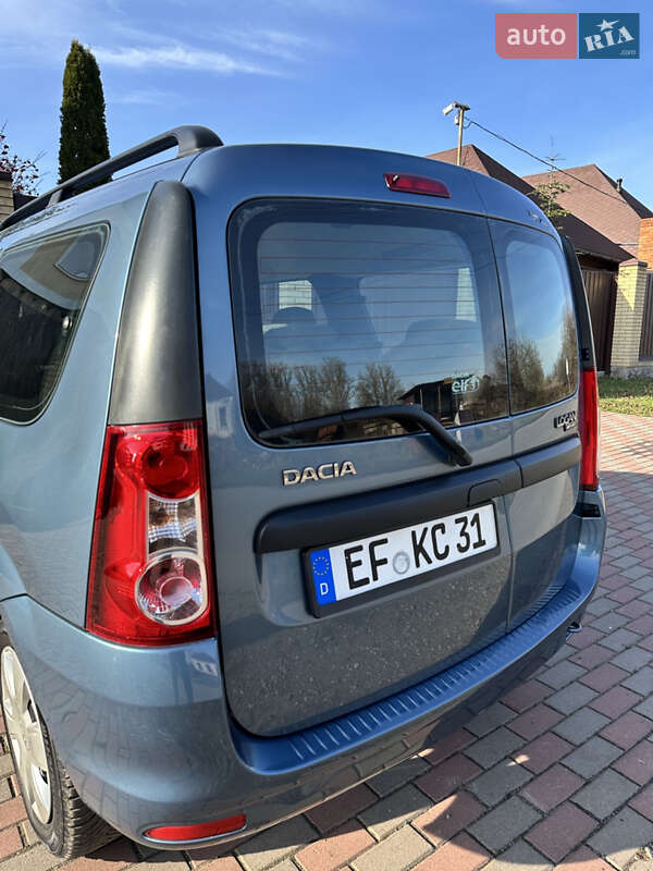 Универсал Dacia Logan MCV 2010 в Ромнах
