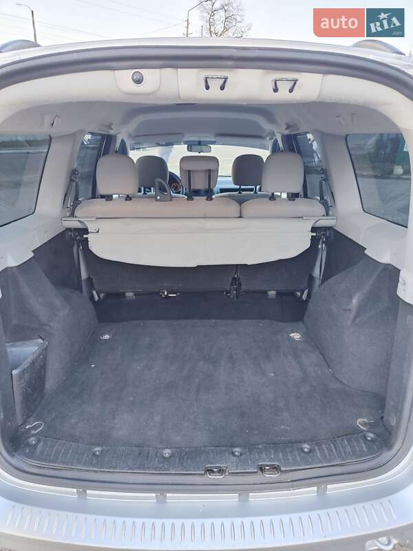Универсал Dacia Logan MCV 2010 в Глухове фото 31 Универсал Dacia Logan MCV 2010 в Глухове
