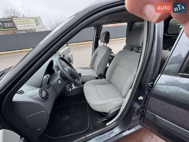 Универсал Dacia Logan MCV 2008 в Ровно