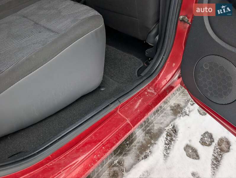 Універсал Dacia Logan MCV 2011 в Рівному