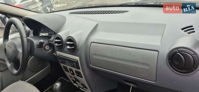 Универсал Dacia Logan MCV 2009 в Луцке