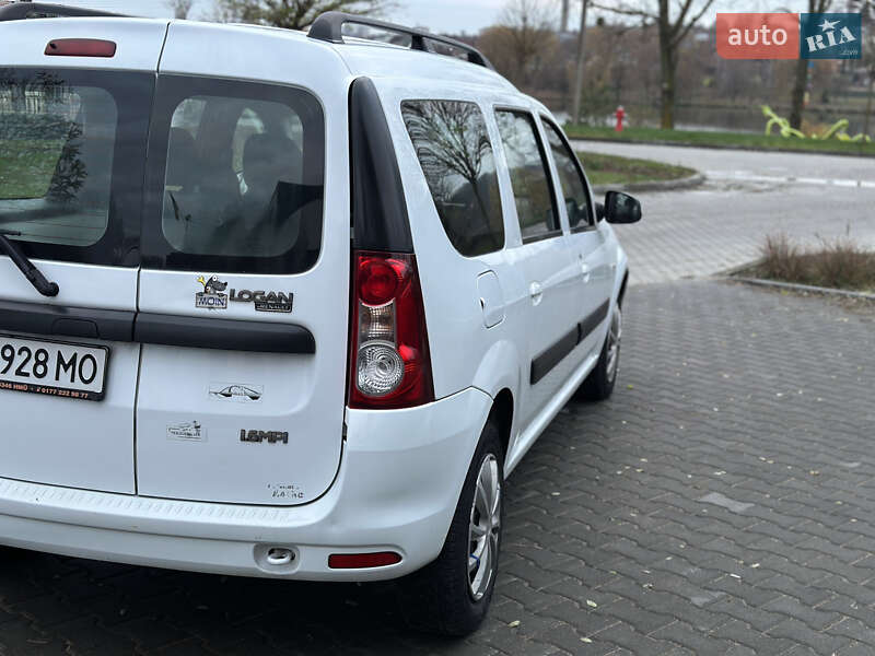Універсал Dacia Logan MCV 2009 в Умані