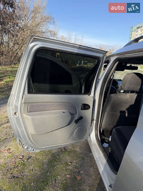 Універсал Dacia Logan MCV 2008 в Дніпрі