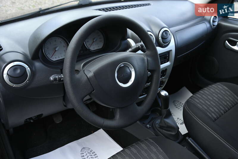 Универсал Dacia Logan MCV 2012 в Бердичеве фото 15 Универсал Dacia Logan MCV 2012 в Бердичеве