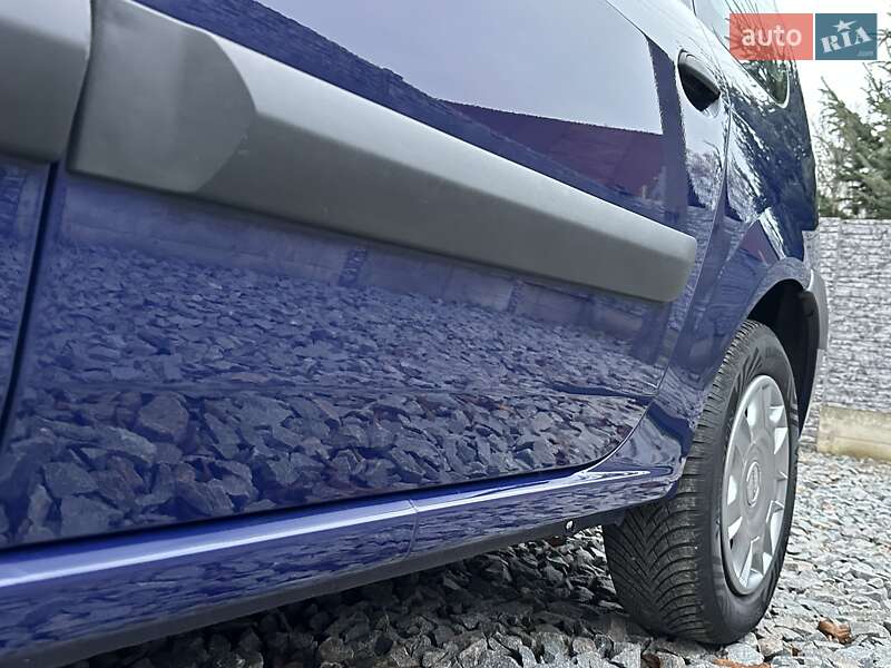 Універсал Dacia Logan MCV 2008 в Рівному