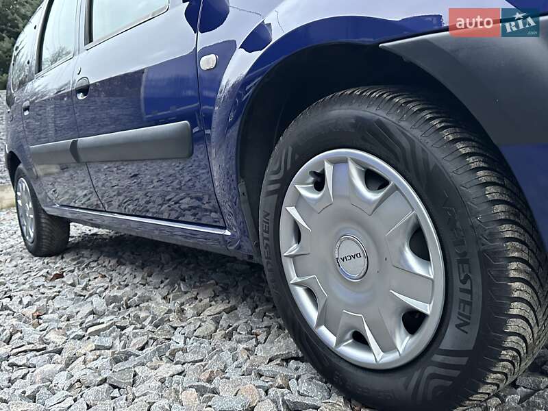 Універсал Dacia Logan MCV 2008 в Рівному