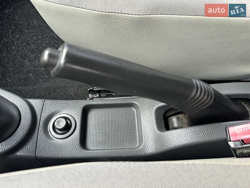 Універсал Dacia Logan MCV 2008 в Рівному