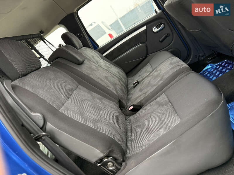 Універсал Dacia Logan MCV 2010 в Володимирі