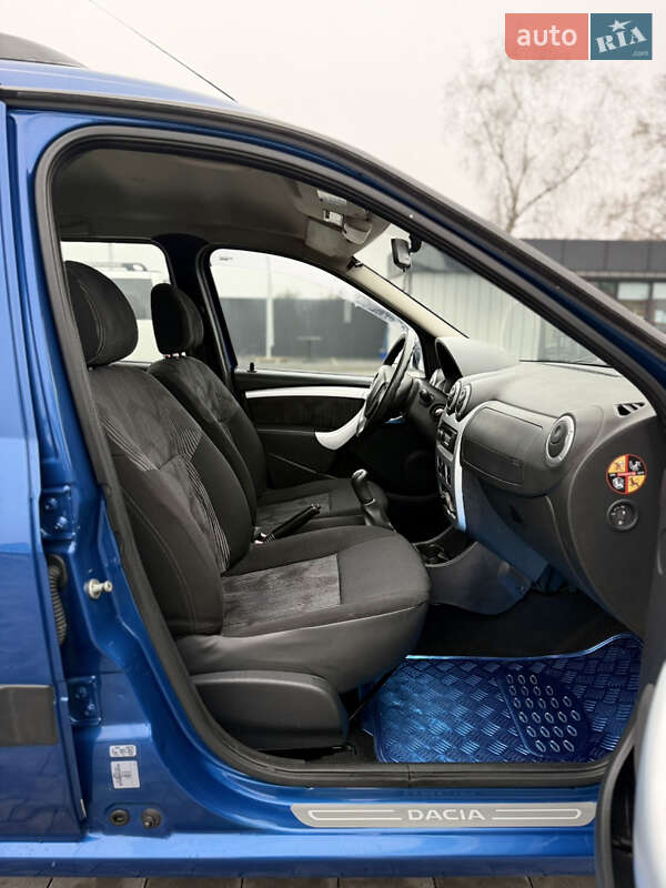 Універсал Dacia Logan MCV 2010 в Володимирі