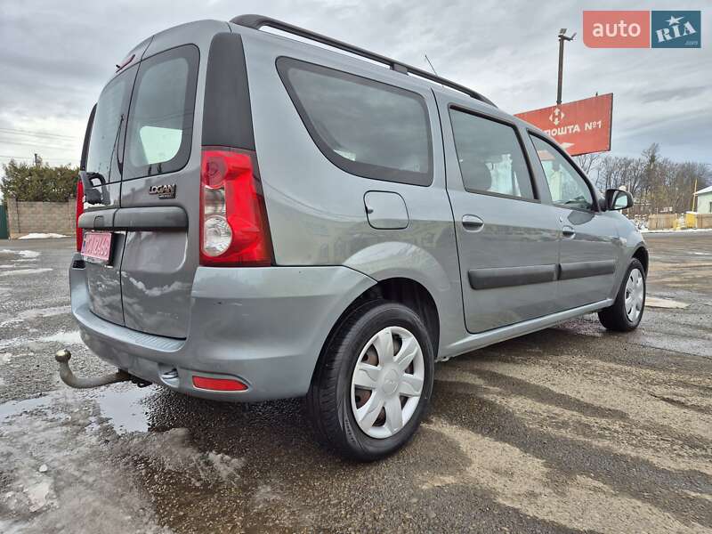 Універсал Dacia Logan MCV 2010 в Стрию