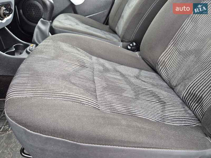 Універсал Dacia Logan MCV 2010 в Стрию