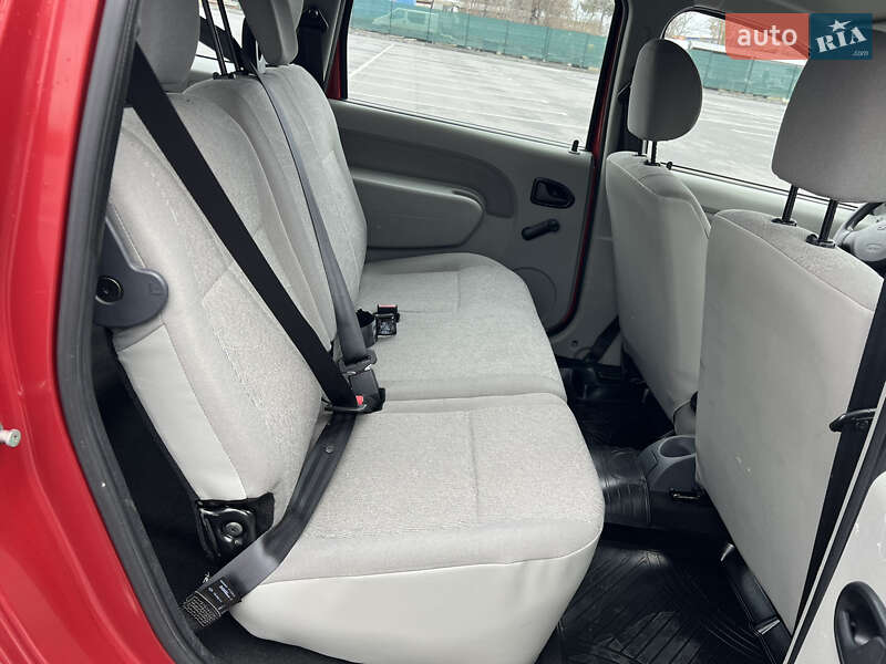 Універсал Dacia Logan MCV 2012 в Вінниці