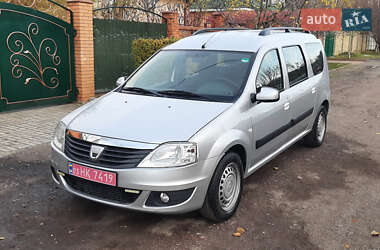 Универсал Dacia Logan MCV 2010 в Чернигове