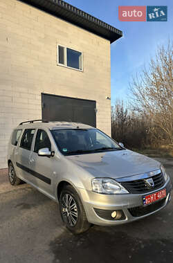 Универсал Dacia Logan MCV 2010 в Хороле