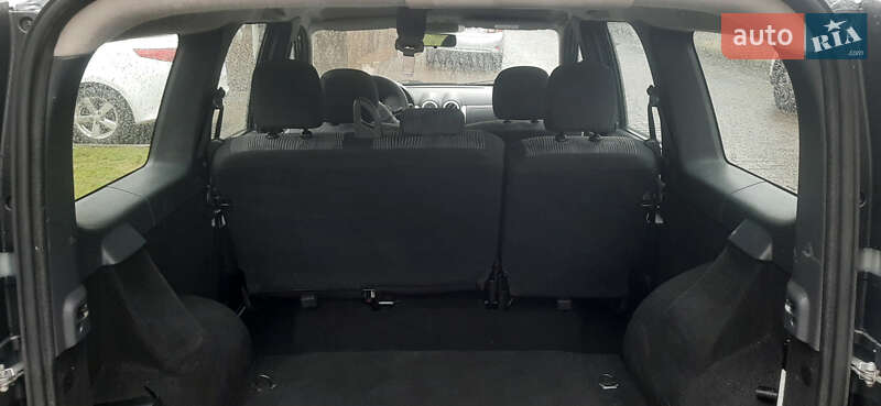 Универсал Dacia Logan MCV 2010 в Чернигове фото 24 Универсал Dacia Logan MCV 2010 в Чернигове