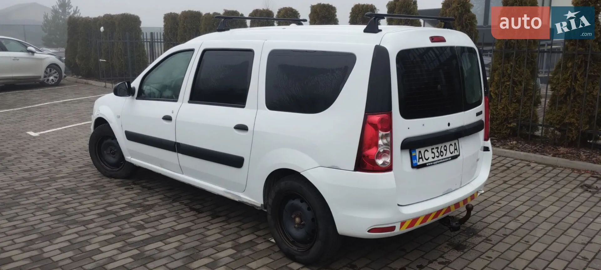 2011 Dacia Logan - мініатюра 3