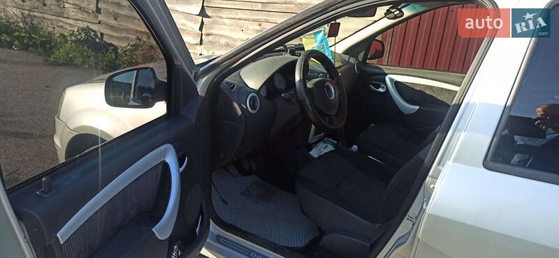 Универсал Dacia Logan MCV 2009 в Житомире фото 3 Универсал Dacia Logan MCV 2009 в Житомире