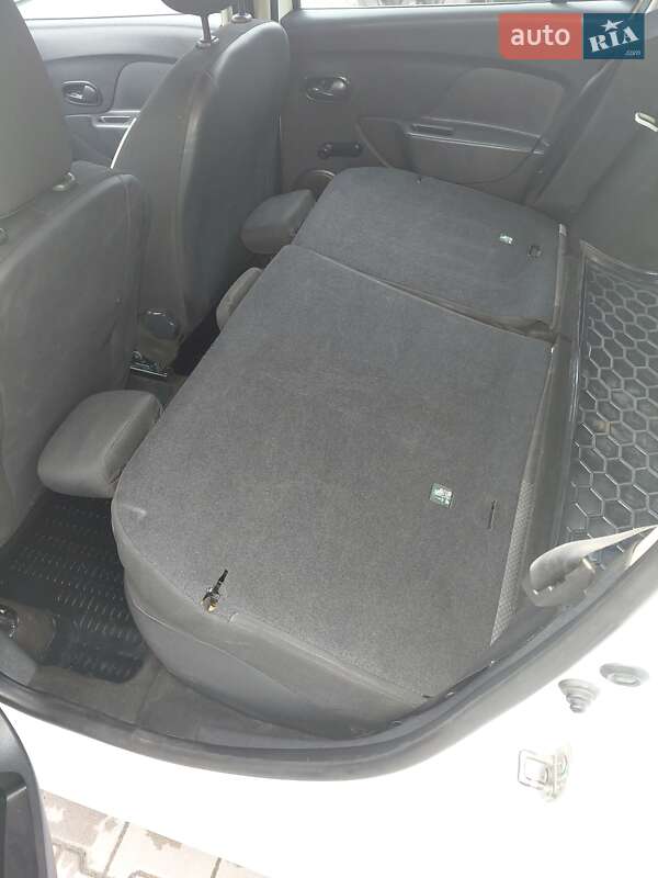 Универсал Dacia Logan MCV 2016 в Львове фото 13 Универсал Dacia Logan MCV 2016 в Львове