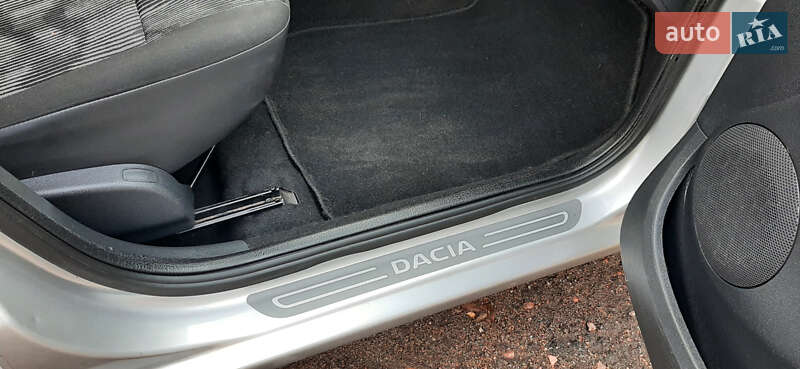 Универсал Dacia Logan MCV 2010 в Чернигове фото 26 Универсал Dacia Logan MCV 2010 в Чернигове