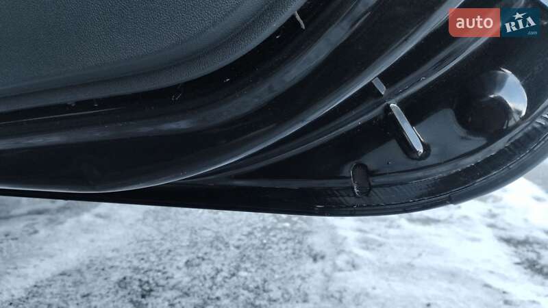 Універсал Dacia Logan MCV 2012 в Запоріжжі