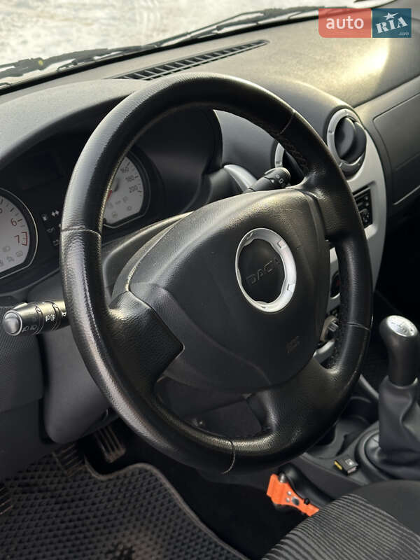 Універсал Dacia Logan MCV 2009 в Ромнах фото 16 Універсал Dacia Logan MCV 2009 в Ромнах