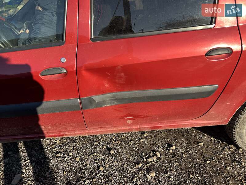 Універсал Dacia Logan MCV 2008 в Поляні