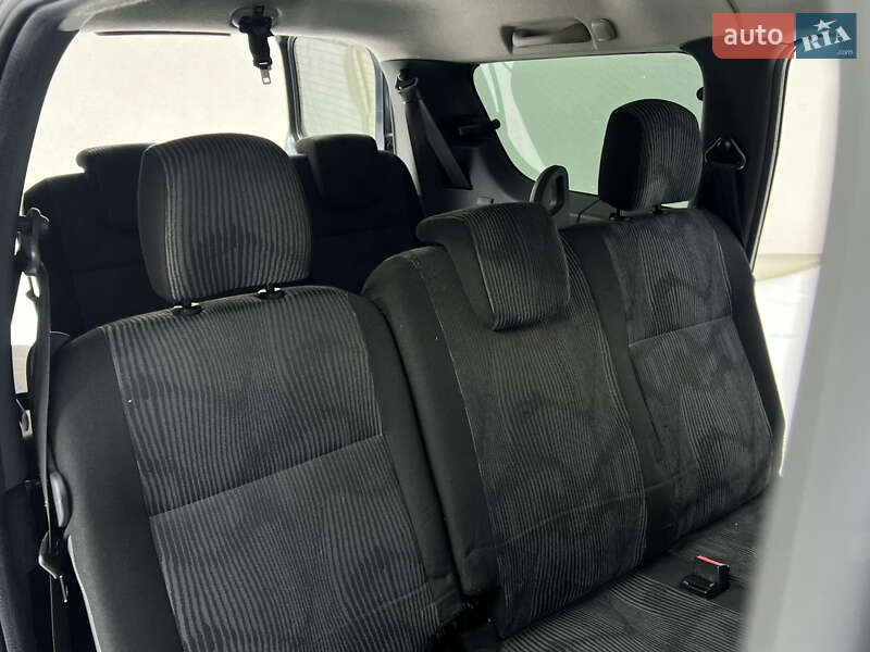 Универсал Dacia Logan MCV 2010 в Луцке фото 61 Универсал Dacia Logan MCV 2010 в Луцке