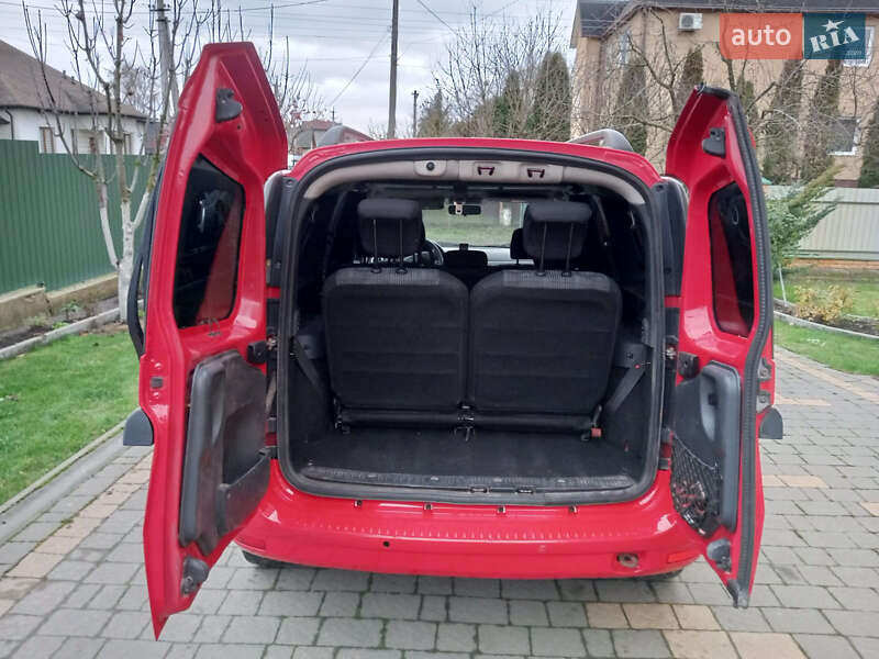 Универсал Dacia Logan MCV 2010 в Владимире