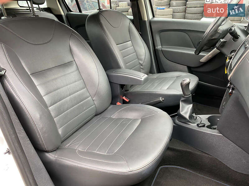 Универсал Dacia Logan MCV 2016 в Ровно