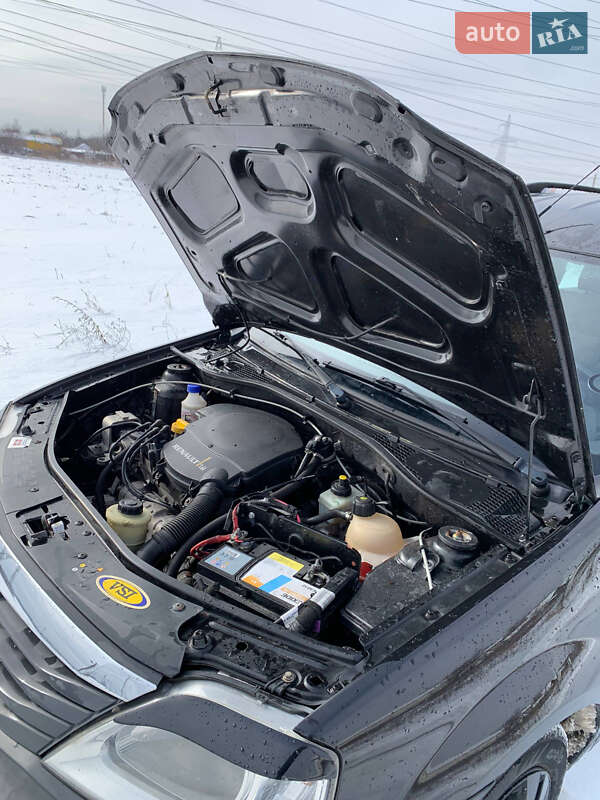 Универсал Dacia Logan MCV 2009 в Киеве