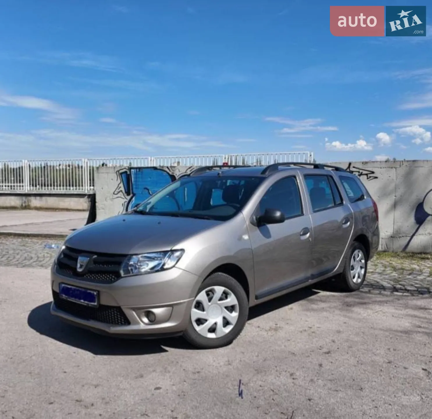 2015 Dacia Logan - мініатюра 3