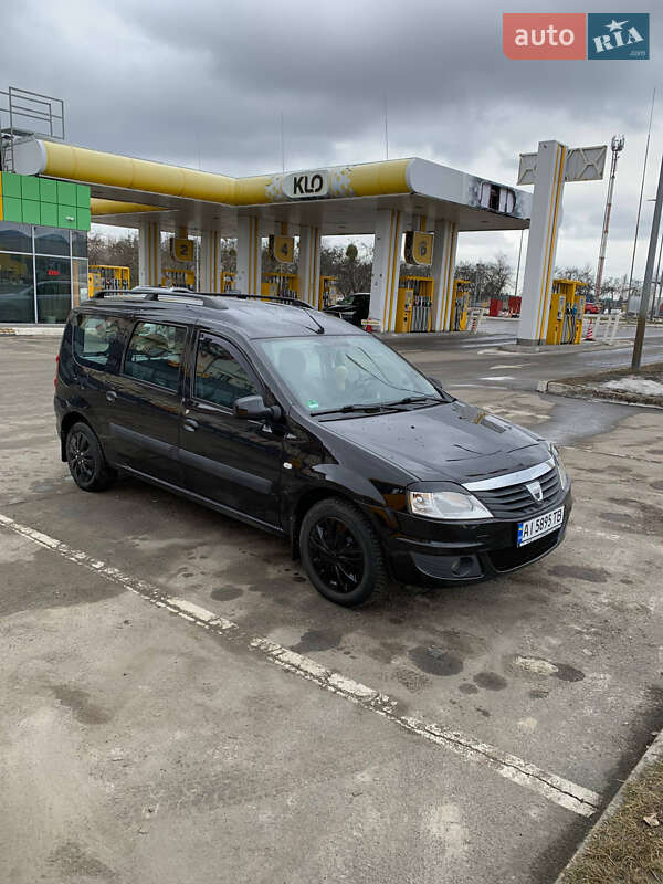 Универсал Dacia Logan MCV 2009 в Киеве