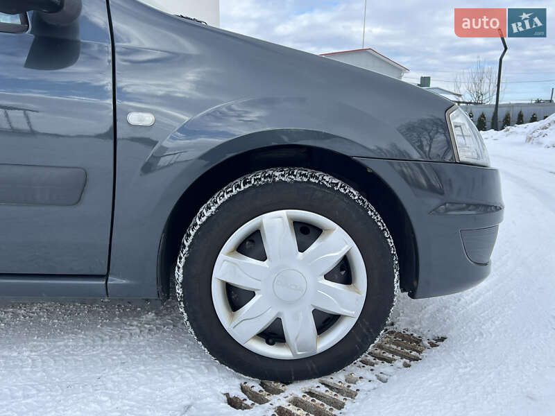 Универсал Dacia Logan MCV 2010 в Луцке