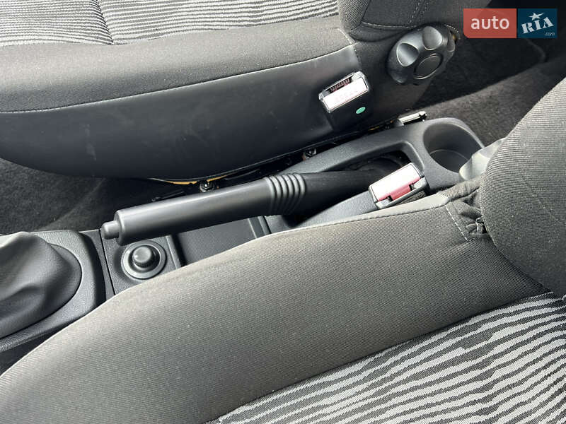 Универсал Dacia Logan MCV 2010 в Луцке