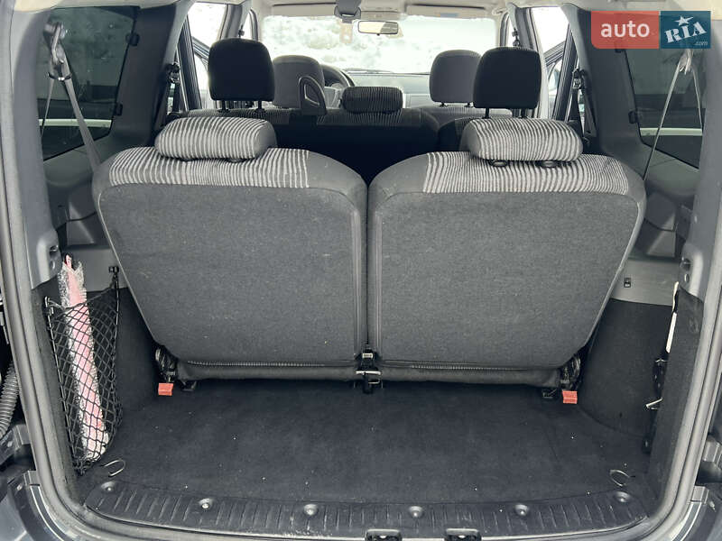 Универсал Dacia Logan MCV 2010 в Луцке