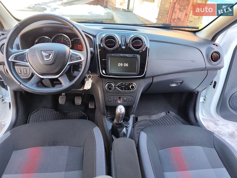 Универсал Dacia Logan MCV 2019 в Ромнах