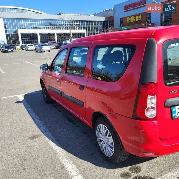 Универсал Dacia Logan MCV 2011 в Броварах